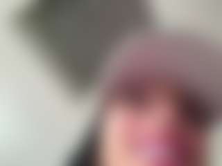 Kira Lopez's Live Sex Cam Show