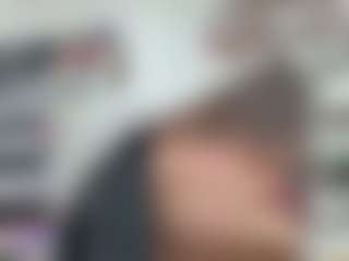 Kira Lopez's Live Sex Cam Show