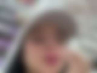 Kira Lopez's Live Sex Cam Show