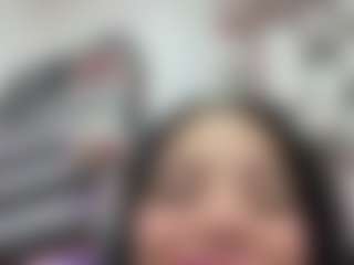 Kira Lopez's Live Sex Cam Show