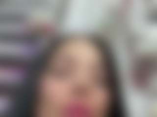 Kira Lopez's Live Sex Cam Show