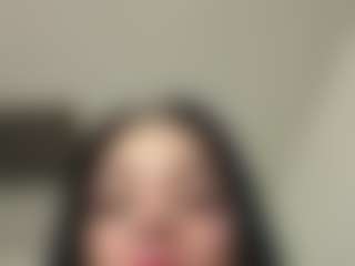 Kira Lopez's Live Sex Cam Show