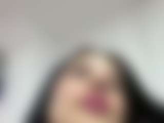 Kira Lopez's Live Sex Cam Show