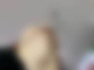 Live cam show with Kira Lopez - Blonde Hair Lovense on Sweet Sext