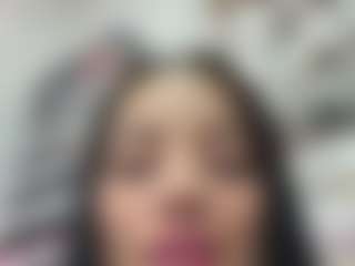Kira Lopez's Live Sex Cam Show