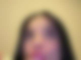 Kira Lopez's Live Sex Cam Show