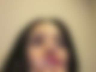 Kira Lopez's Live Sex Cam Show
