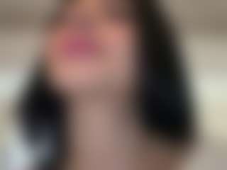 Kira Lopez's Live Sex Cam Show