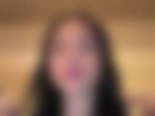 Kira Lopez's Live Sex Cam Show