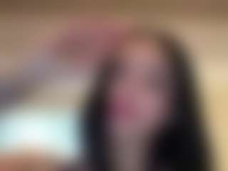 Kira Lopez's Live Sex Cam Show