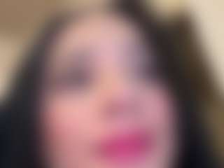 Kira Lopez's Live Sex Cam Show