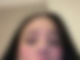 Kira Lopez's Live Sex Cam Show