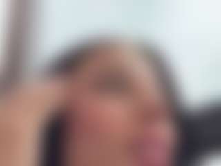 Kira Lopez's Live Sex Cam Show