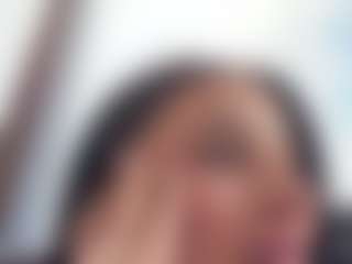 Kira Lopez's Live Sex Cam Show