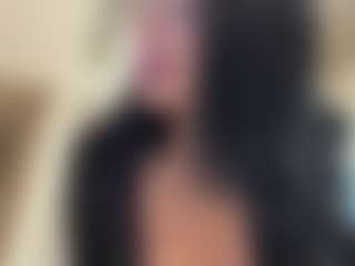 Kira Lopez's Live Sex Cam Show
