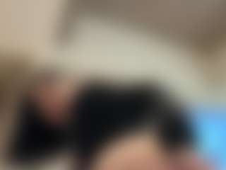 Kira Lopez's Live Sex Cam Show