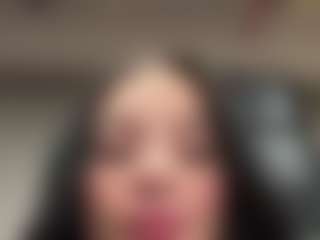 Kira Lopez's Live Sex Cam Show