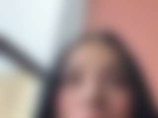 Kira Lopez's Live Sex Cam Show