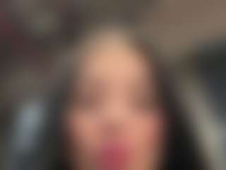 Kira Lopez's Live Sex Cam Show