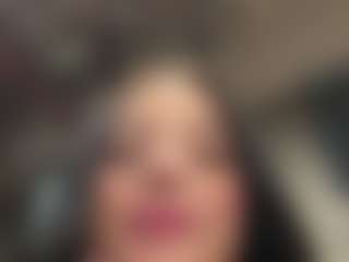 Kira Lopez's Live Sex Cam Show