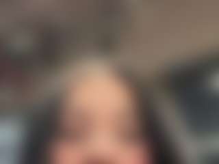 Kira Lopez's Live Sex Cam Show
