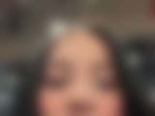 Kira Lopez's Live Sex Cam Show