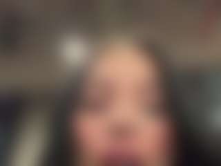 Kira Lopez's Live Sex Cam Show