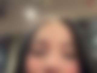 Kira Lopez's Live Sex Cam Show