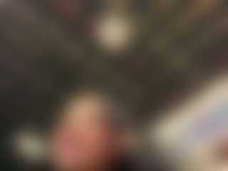 Kira Lopez's Live Sex Cam Show