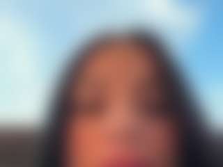 Kira Lopez's Live Sex Cam Show
