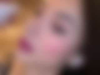 Kira Lopez's Live Sex Cam Show