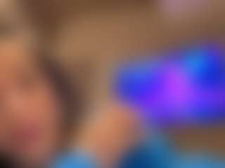 Kira Lopez's Live Sex Cam Show