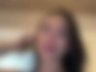 Kira Lopez's Live Sex Cam Show