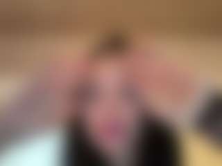 Kira Lopez's Live Sex Cam Show
