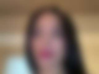 Kira Lopez's Live Sex Cam Show