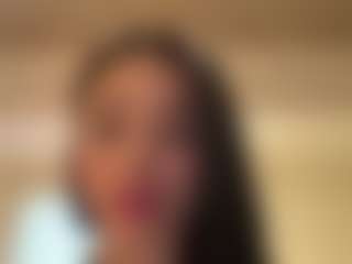 Kira Lopez's Live Sex Cam Show