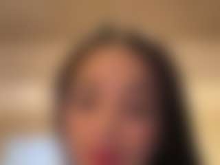 Kira Lopez's Live Sex Cam Show