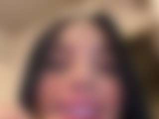 Kira Lopez's Live Sex Cam Show