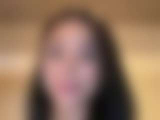Live cam show with Kira Lopez - Facial Piercings on Strip Flash - Live Sex Shows