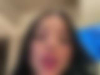 Kira Lopez's Live Sex Cam Show