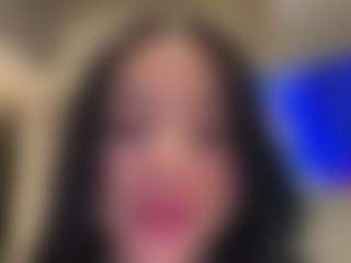 Kira Lopez's Live Sex Cam Show
