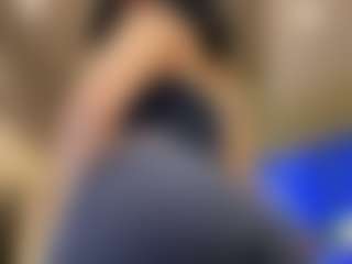 Kira Lopez's Live Sex Cam Show