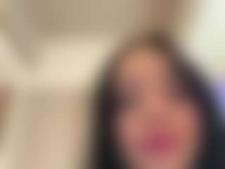 Live cam show with Kira Lopez - Young Adult on Camsoda