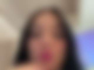 Kira Lopez's Live Sex Cam Show