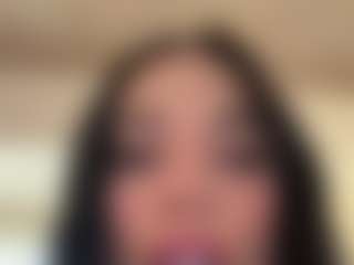 Kira Lopez's Live Sex Cam Show