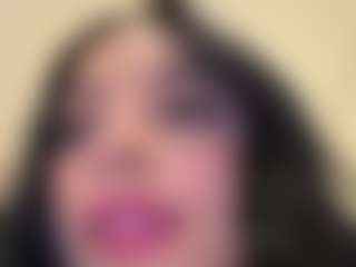 Kira Lopez's Live Sex Cam Show