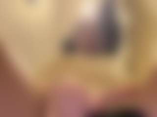 Live cam show with Kira Lopez - Blonde Hair on nudelive.tv
