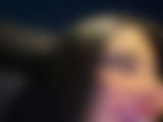 Kira Lopez's Live Sex Cam Show