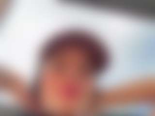 Kira Lopez's Live Sex Cam Show