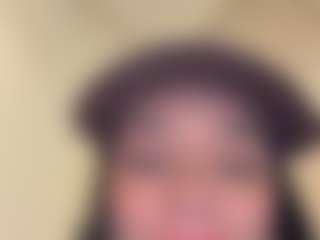 Kira Lopez's Live Sex Cam Show